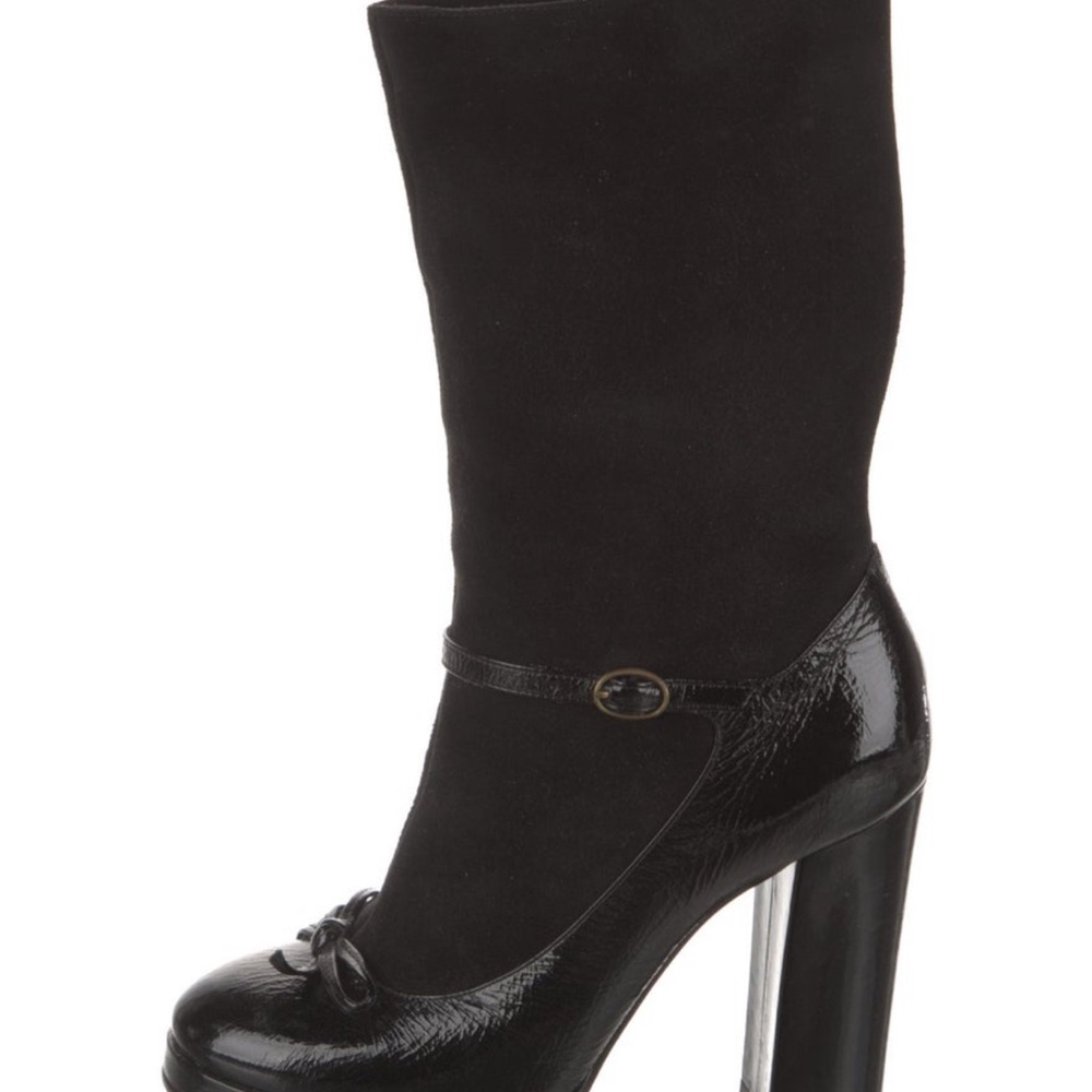 Marc Jacobs Black Ankle Boots Sleek and Modern